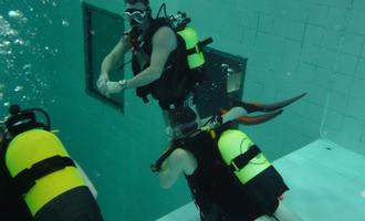 Les plongeurs en entrainement à NEMO 33