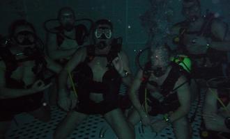 Les plongeurs en entrainement à NEMO 33