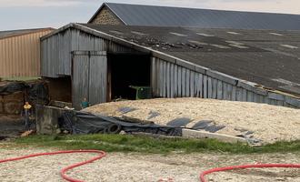 100 bêtes et 3500 m² d'exploitation agricole sauvés des flammes