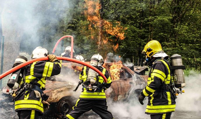 Formation feu de voiture sur le site ACIER